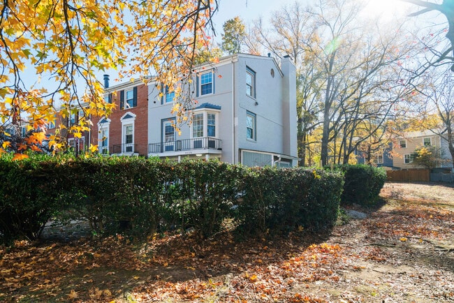 Building Photo - 4339 Cedarlake Ct