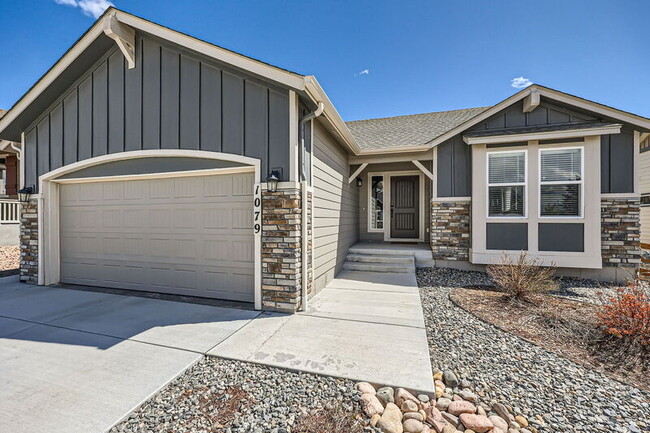 Building Photo - 1079 Parkline Ln