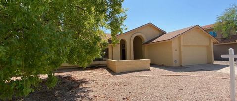 Building Photo - 2325 W Gregg Dr