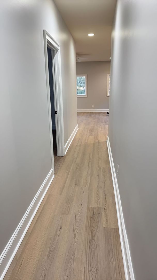 Building Photo - Newly Remodeled Home- Mid-Island Hilton Head