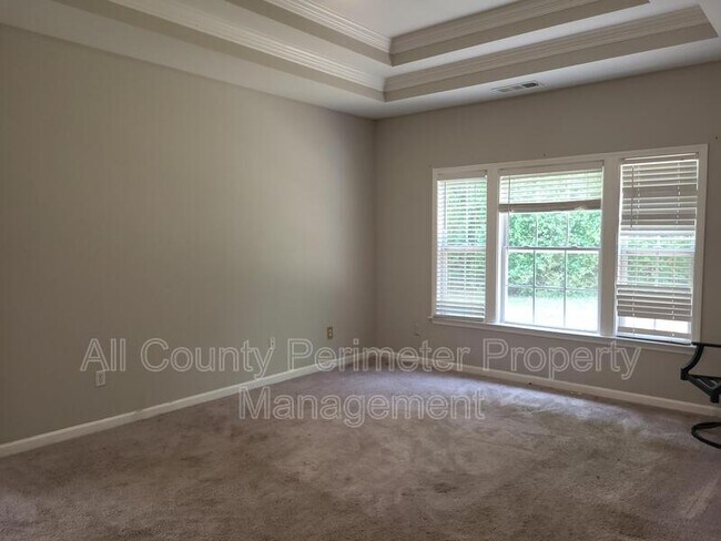 Building Photo - 380 Simonton Crest Dr SE