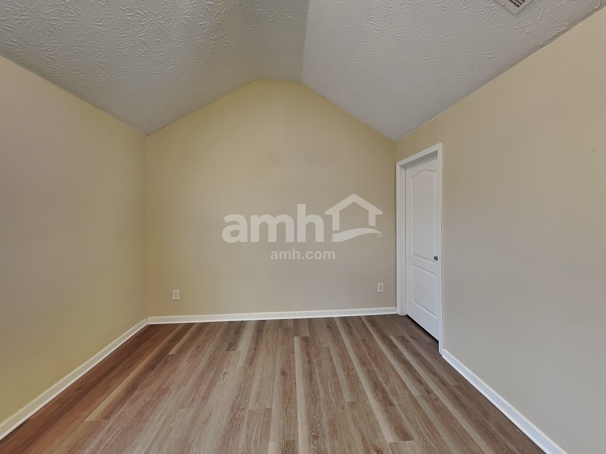 Building Photo - 3705 Sidda Way