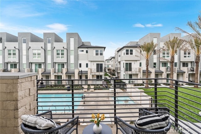 Building Photo - 1323 W Cara Dr