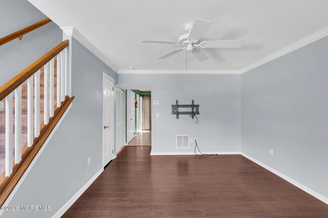 Building Photo - 1146 Sawmill Rd