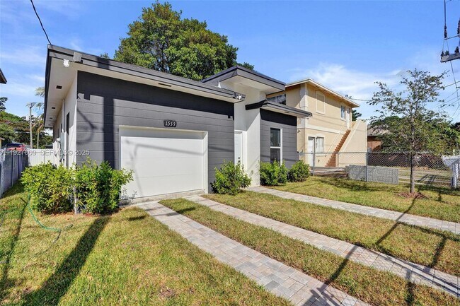 Building Photo - 1559 NW 62nd Terrace