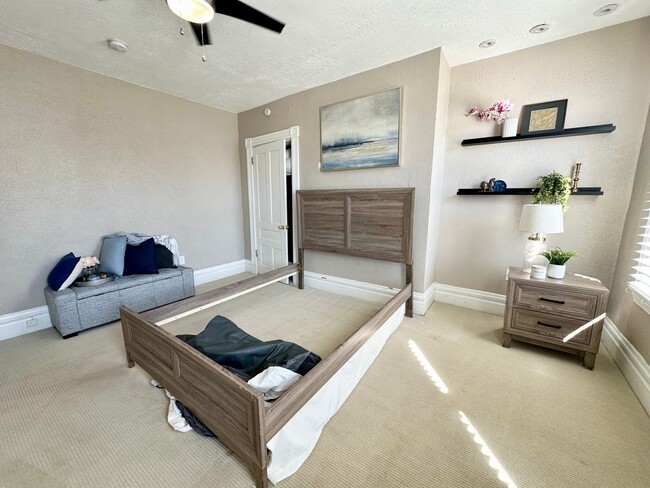 Building Photo - 715 N Beatty St