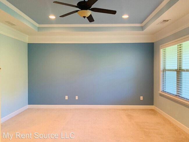 Building Photo - 3 br, 2.5 bath House - 2537 Josselyn Lane SE