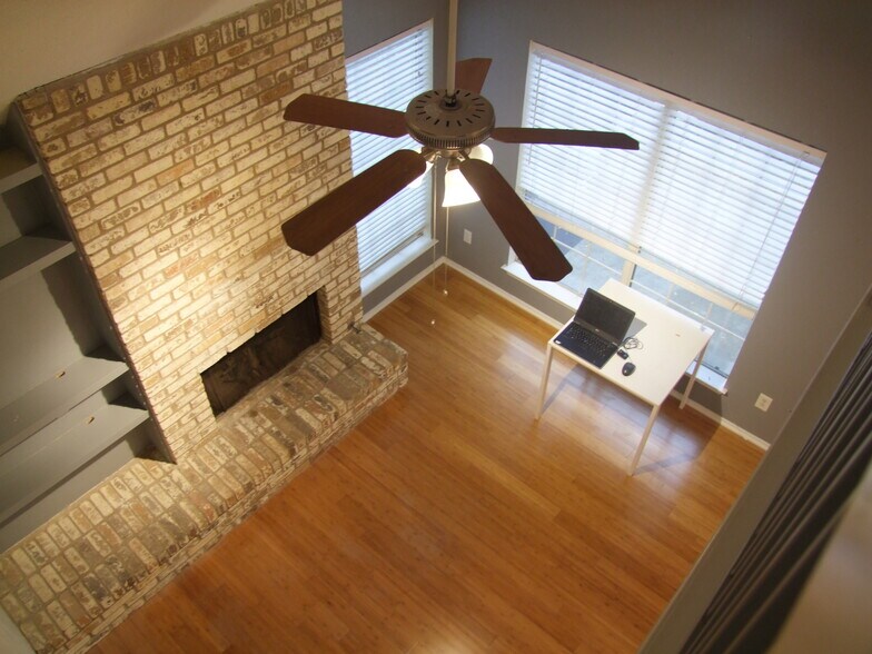 Building Photo - 8330 Fathom Cir