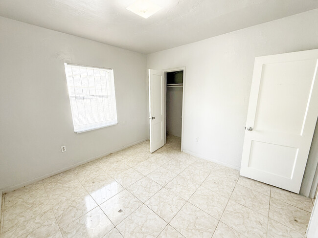 Building Photo - 531 NW 110th St