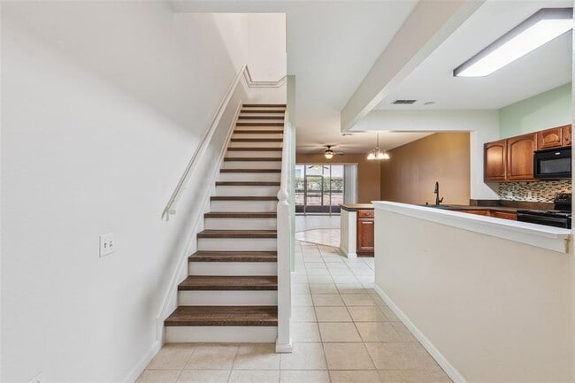 Building Photo - 2561 Galliano Cir