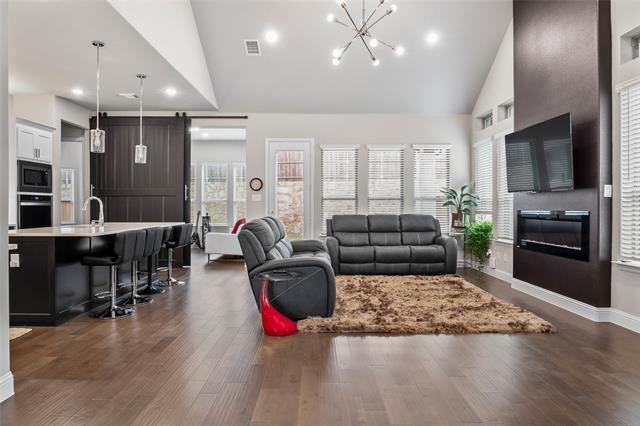 Building Photo - 13101 Scissortail Dr