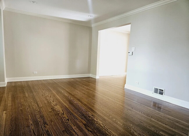 Building Photo - Upscale Living at Its Finest