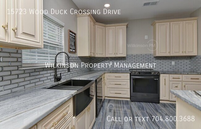 Building Photo - 15723 Wood Duck Crossing Dr