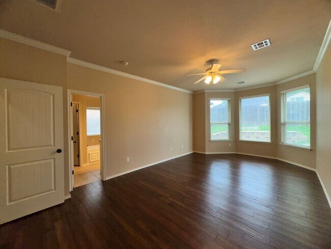 Building Photo - 3 Bed 2 Bath in Edmond!