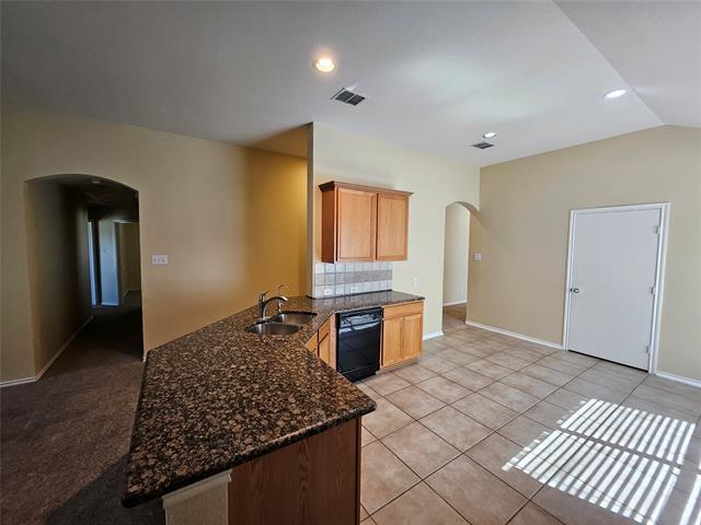 Building Photo - 1232 Sweetwater Dr