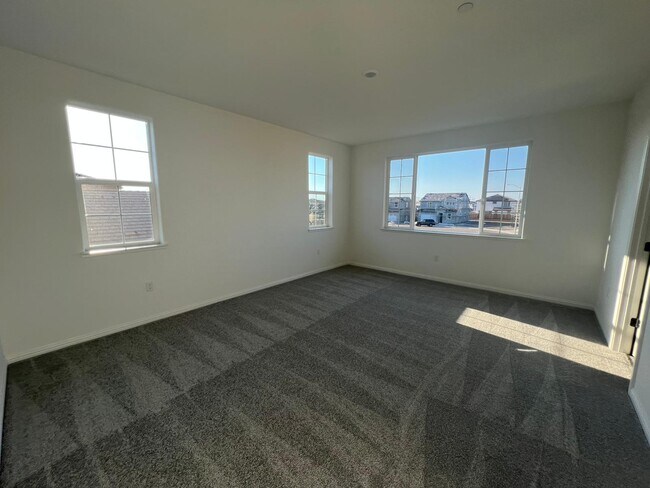 Building Photo - 3137 Barnowl Wy