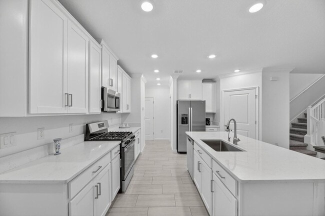 Building Photo - 17334 Holly Wl Ave
