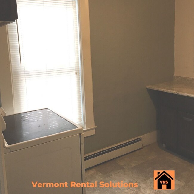 Building Photo - 150 Washington St