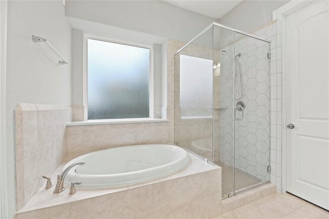 Building Photo - 2411 Jitterbug Ln