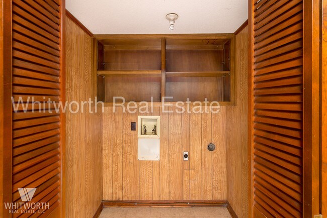 Building Photo - 3807 Sheffield Ct