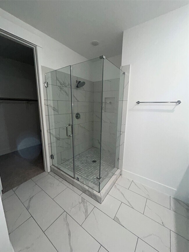 Building Photo - 4605 Lavatera St