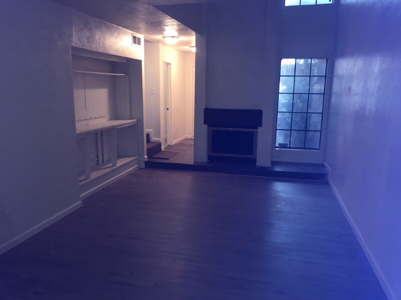 Building Photo - 6019 Ridgecrest Rd