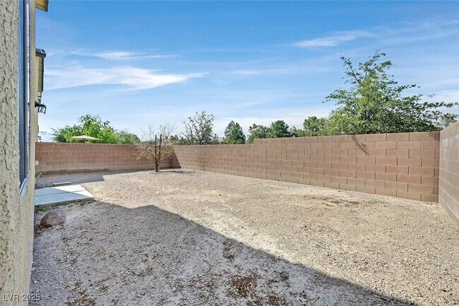 Building Photo - 7704 Montefrio Ave