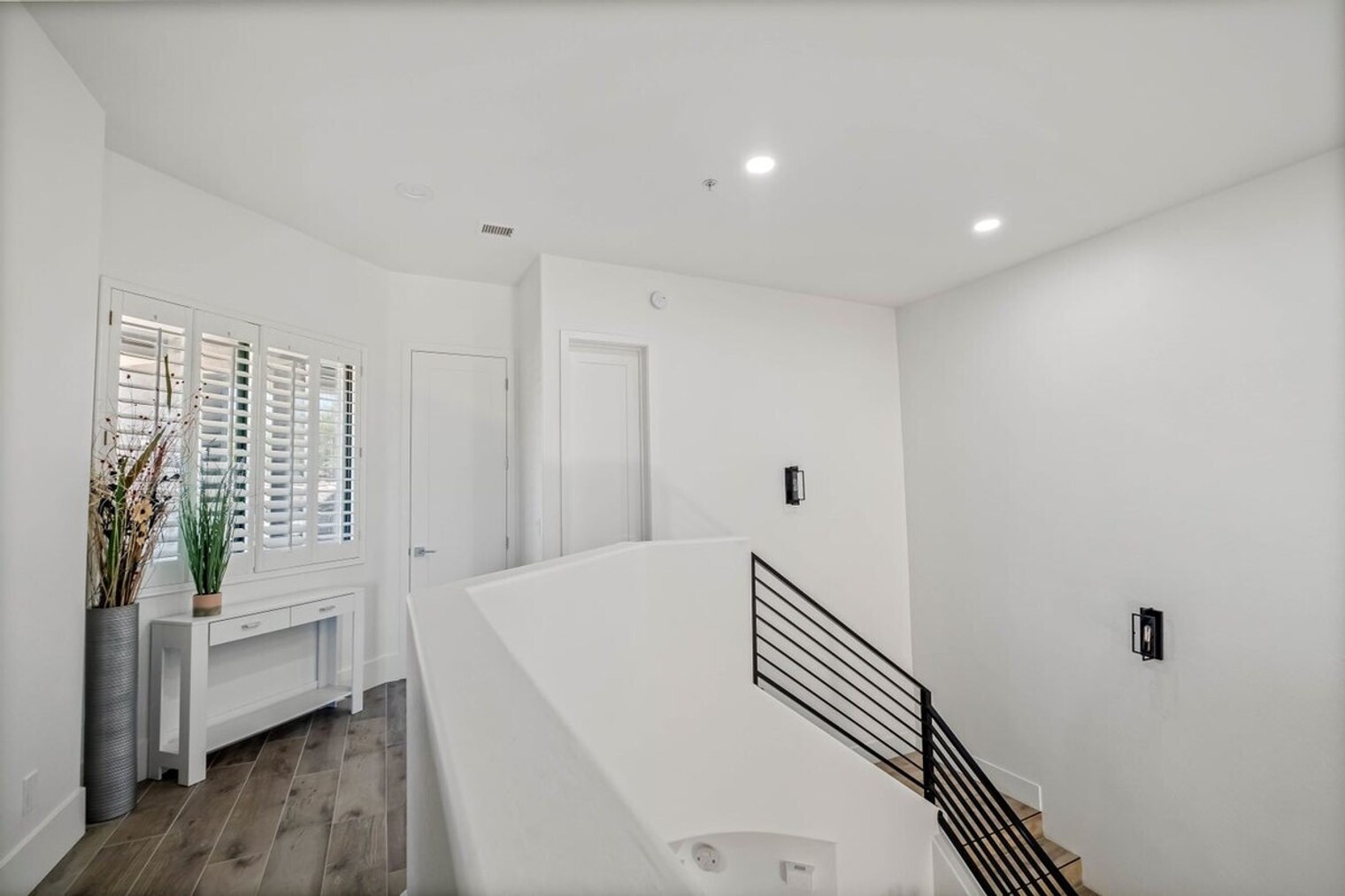 Building Photo - 19550 N Grayhawk Dr