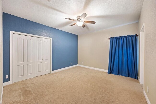 Building Photo - 3269 McMillan Creek Dr