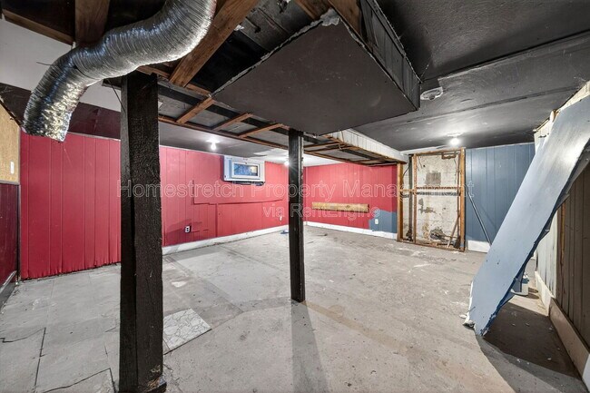 Building Photo - 4555 Ruskin Ave