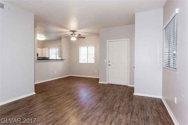 Building Photo - ? Wonderful 1-Bedroom Condo with Garage & ...