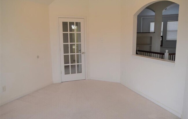 Building Photo - 803 Lazy Springs Ln