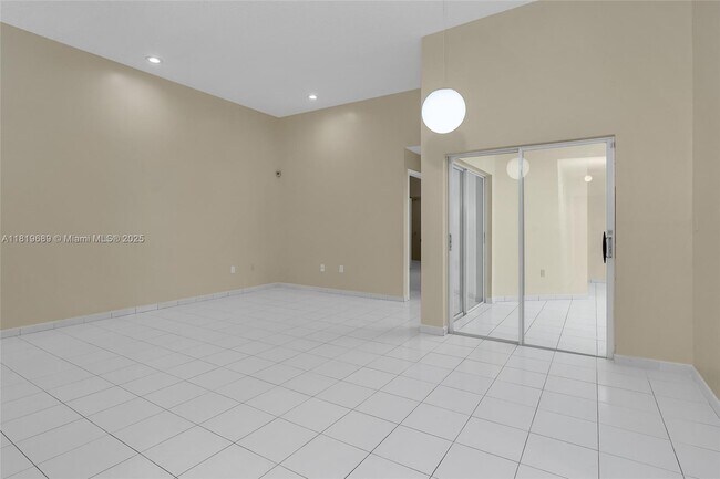 Building Photo - 11473 SW 72nd Terrace