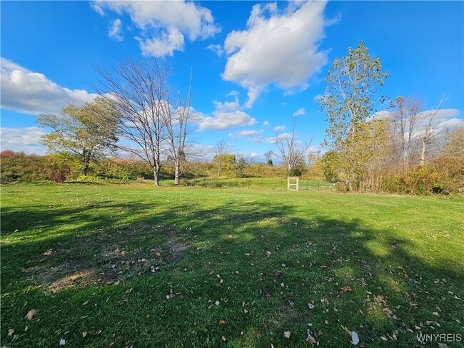 Building Photo - 1970 Sturgeon Point Rd