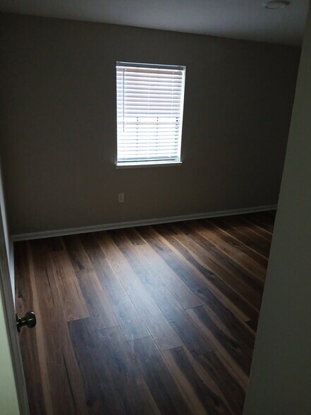 Building Photo - 203 Clarendon St