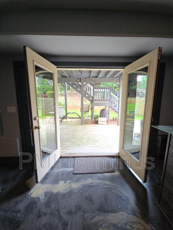 Building Photo - 3307 Fieldwood Dr SE