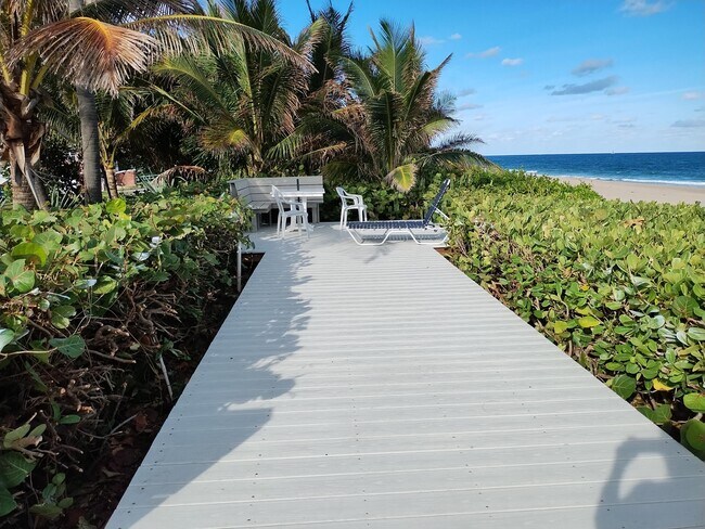 Building Photo - 5500 Old Ocean Blvd