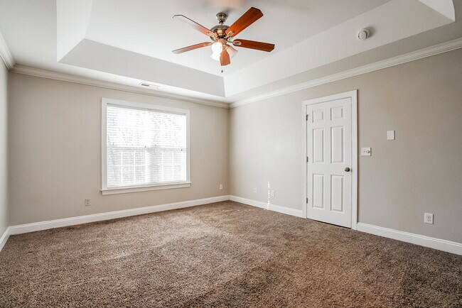 Building Photo - 308 Nelson Ln