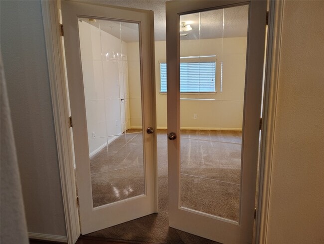 Building Photo - 9218 Dune Gate Ct