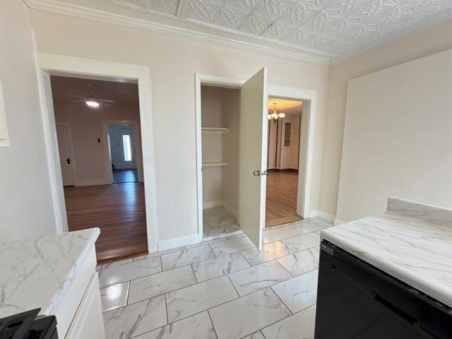 Building Photo - 428 W Morgan St