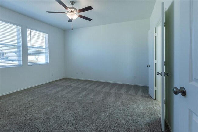 Building Photo - 412 Montauk Loop