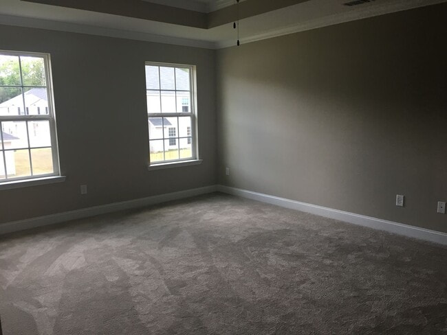 Building Photo - Coming soon  3 Bed 3 Bath Pet Friendly Home in Midway.