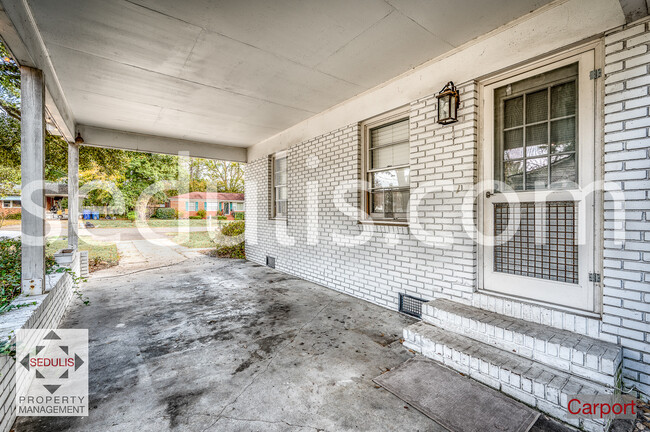 Building Photo - 1125 Crull Dr