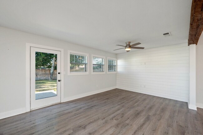 Building Photo - 235 Sotir St NW