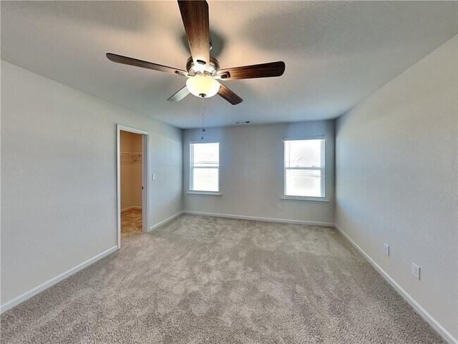 Building Photo - 1205 Fendt Dr