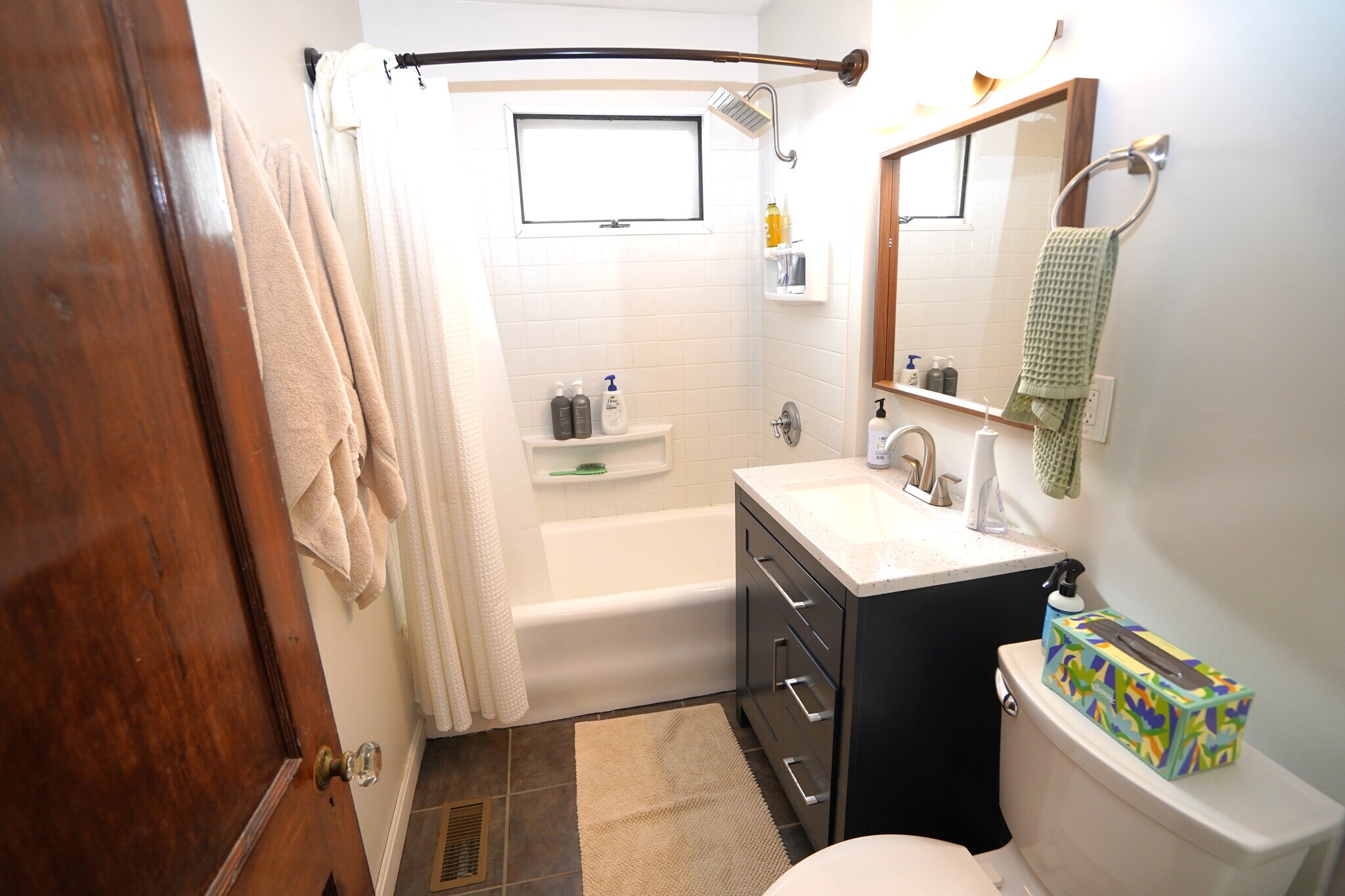 Building Photo - 15 Perthshire Rd