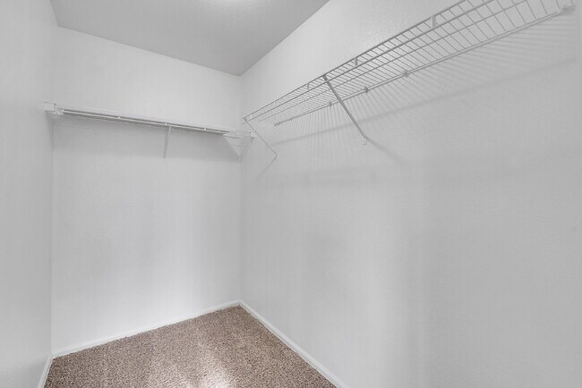 Building Photo - $1,775.00 - 2 Bedrooms, 2.5 Bathrooms, Townhouse in Thornton with Cozy Fireplace!