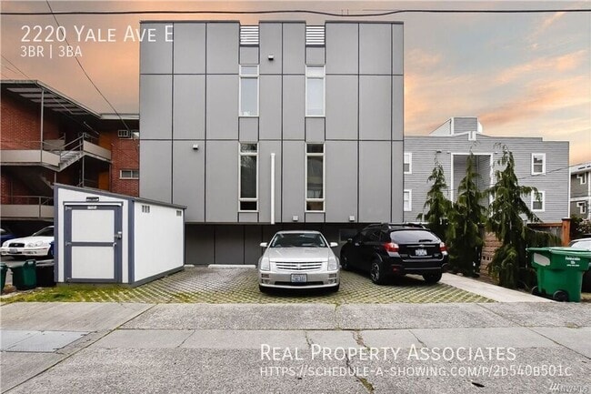 Building Photo - 2220 Yale Ave. E.