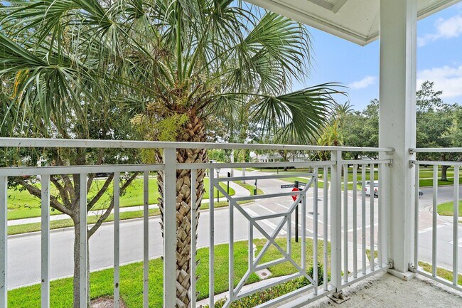 Building Photo - 3253 E Mallory Blvd