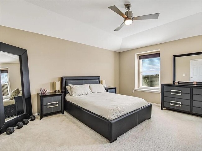 Building Photo - 808 Sandhill Branch Dr